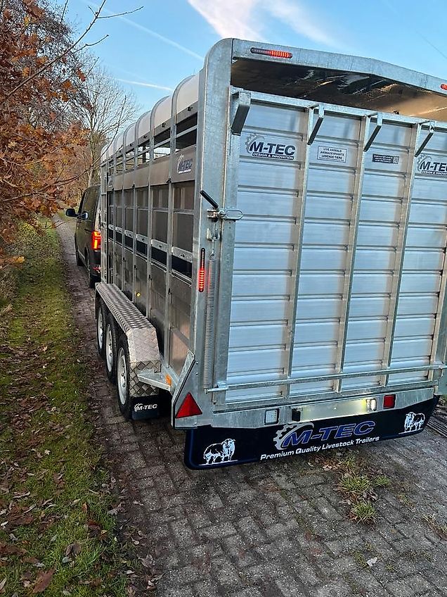 M-Tec Viehtransporter Viehanhänger Viehwagen Tridem Made in Irland