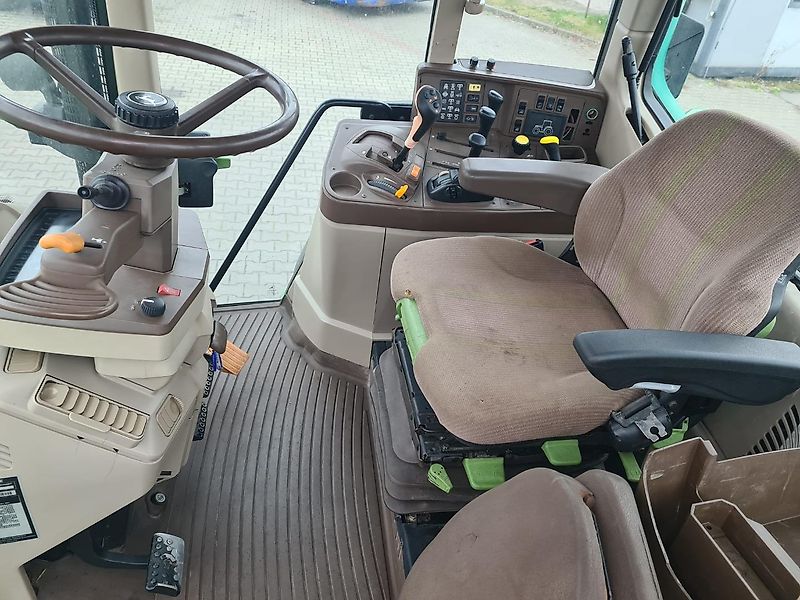 John Deere 6820, TLS