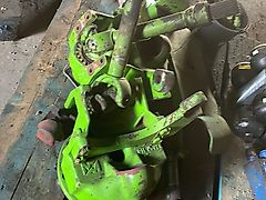 Merlo zwolnica zwrotnica piasta kola (Części zamienne)