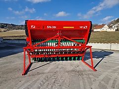 AGRO-MASZ SN 301 aufgebaute Sämaschine elektrische Fahrgassenschaltung