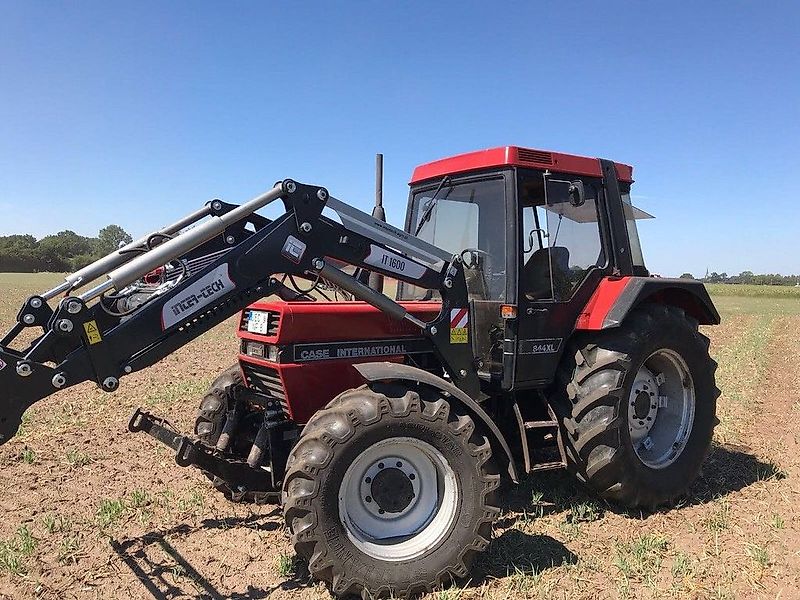 D&D Landtechnika Frontlader fur Case 844 / Lieferung frei