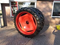 Vredestein traxion +