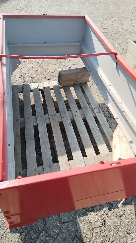 Rauch Kuhn Pneumatikstreuer Rauch Aero Behälteraufsatz 500 Liter Behälteröffnung 175cm breite & 95cm tiefe je 30cm sowie 45cm höhe