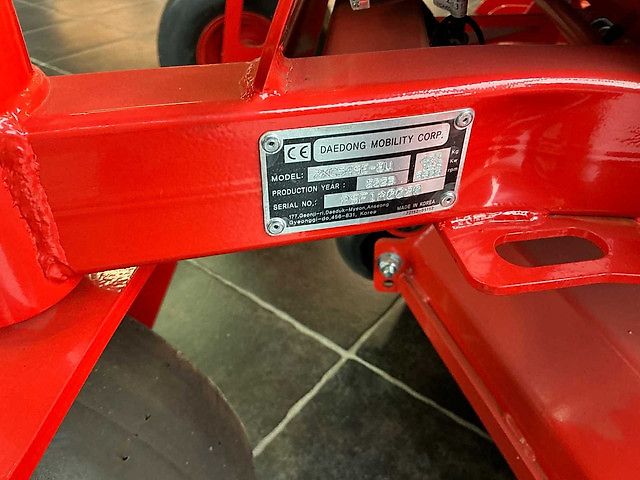 Kioti Zitmaaier/ Zero Turn Mower