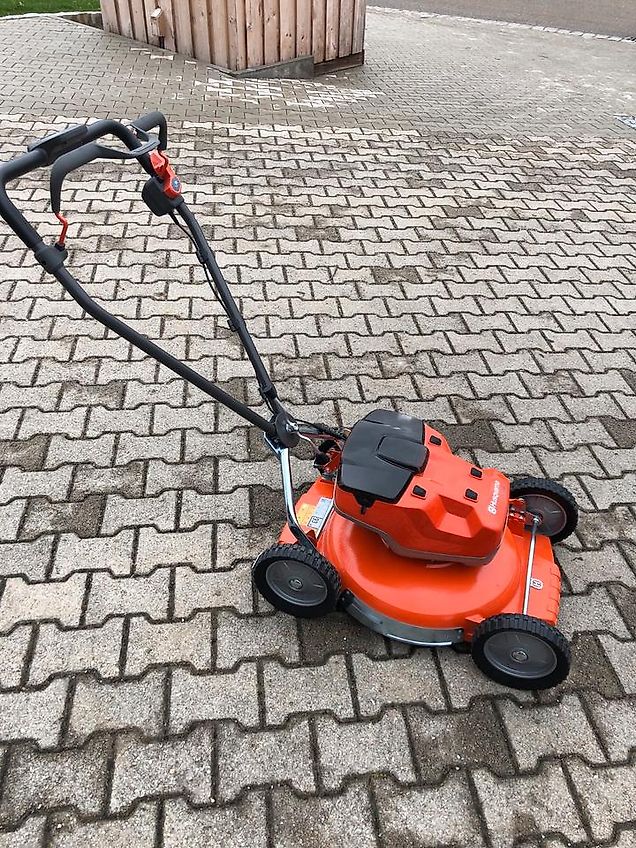 Husqvarna Mulchmäher LB 548i