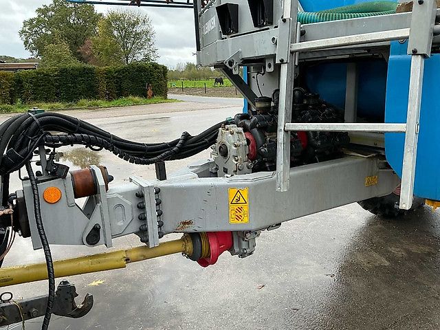 Lemken Albatros 9/4000