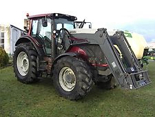 Valtra T 153