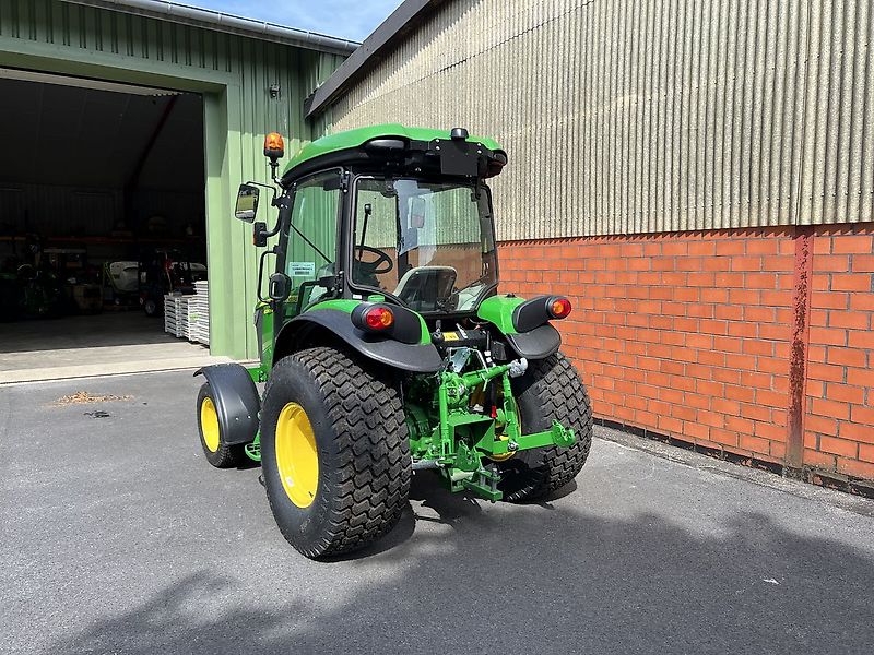 John Deere 4066R