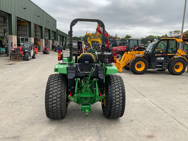 John Deere 4066M Tractor (ST24240)