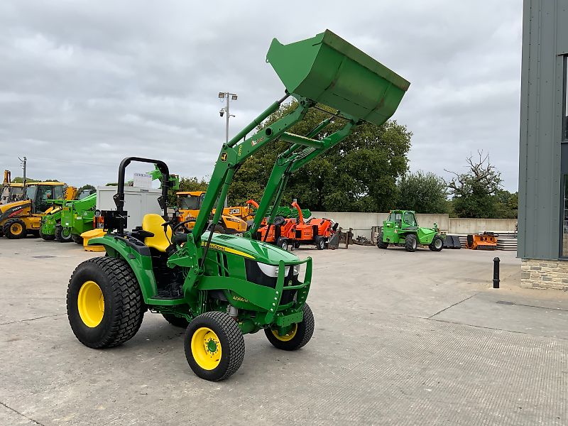 John Deere 4066M Tractor (ST24240)