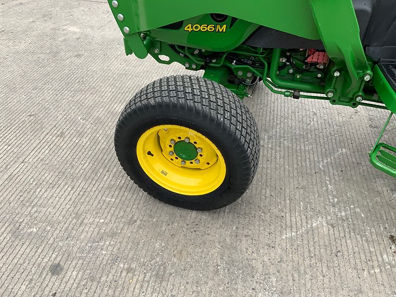 John Deere 4066M Tractor (ST24240)