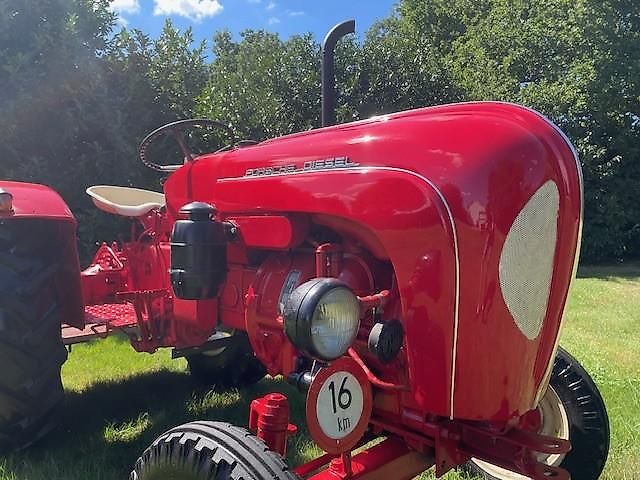 Porsche Standard 217