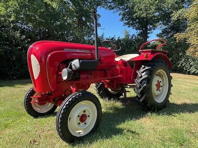 Porsche Standard 217