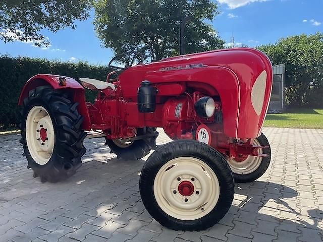 Porsche Standard 217