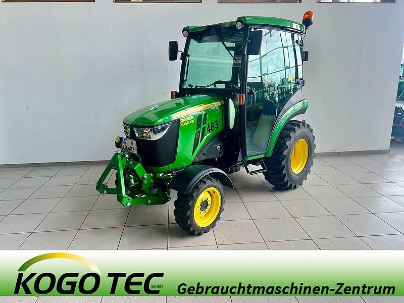 John Deere 2038R