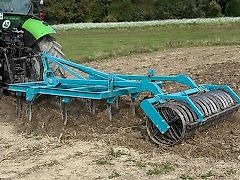 BM Maschinenbau Grubber Generalüberholt mit Walze 2,5m Dachringwalze inkl. Tragarme FRÜHKAUF