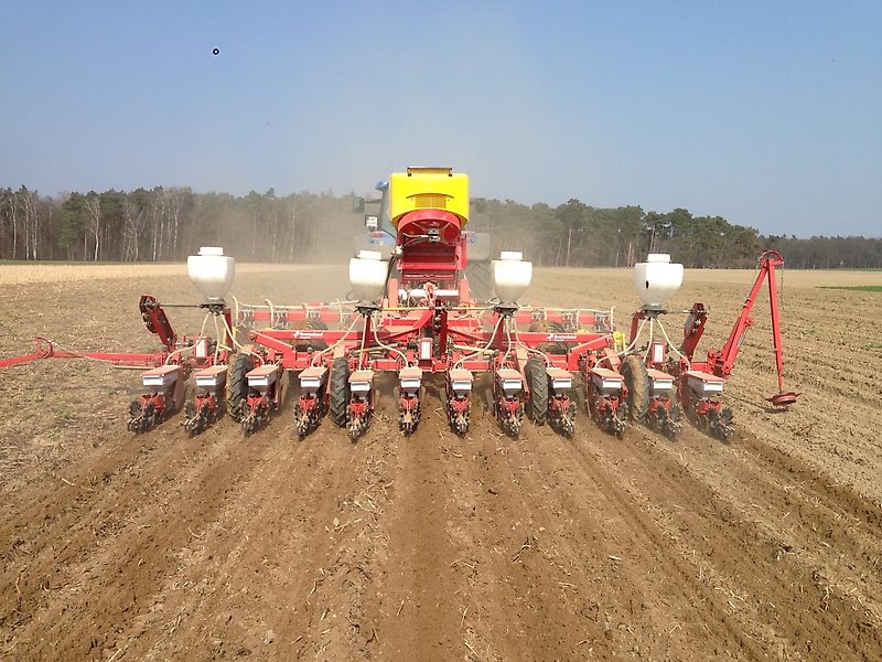TOP-AGRO STRIP-TILL