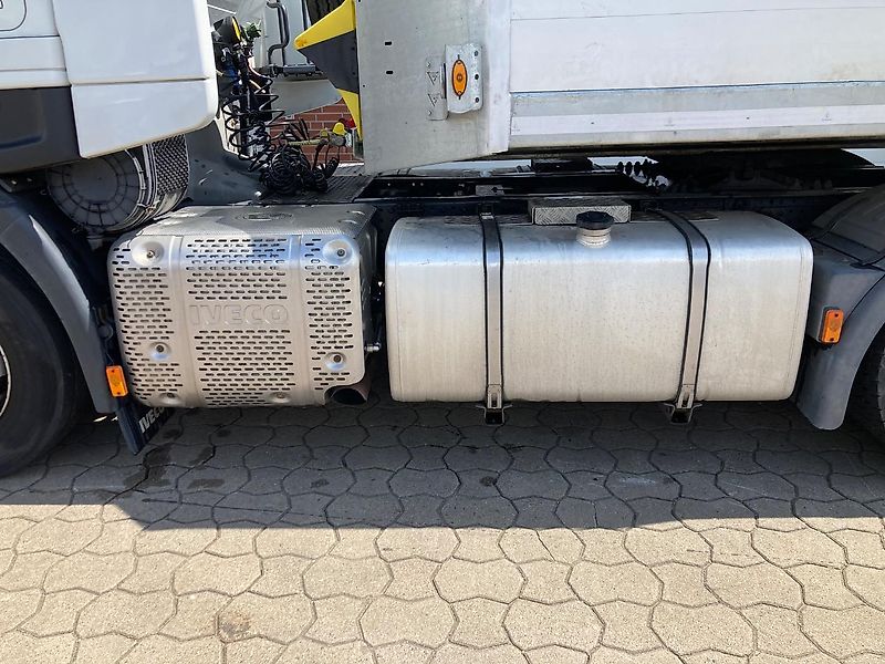 Iveco Sattelzugmaschine/LKW Iveco Stralis 460E6 mit Tieflader