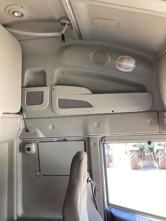 Iveco Sattelzugmaschine/LKW Iveco Stralis 460E6 mit Tieflader