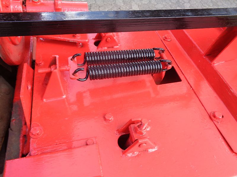 Pöttinger Modell MEX 2Rotation TYP MH430 Pötinger Maishäcksler Einreihiger Anbaumaishäcksler Zapfwellendurchtrieb Anhängerkupplung Turmdrehung&Auswurfkrümmer über Bowdenzug