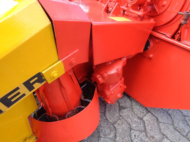 Pöttinger Modell MEX 2Rotation TYP MH430 Pötinger Maishäcksler Einreihiger Anbaumaishäcksler Zapfwellendurchtrieb Anhängerkupplung Turmdrehung&Auswurfkrümmer über Bowdenzug