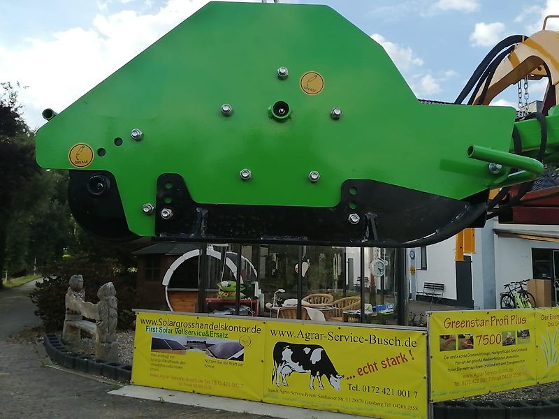 Maschio Kein Celli Tehnos Müthing Draggone Berti Maschio 200cm Seitenmulcher 90 GRad nach oben 55Grad in Böschungen 2 Doppelwirkende Steuergeräte Schlegelrotor mit schweren Hammerschlegel Verschraubt 2m Arbeitsbreite zu Demozwecken im Einsatz