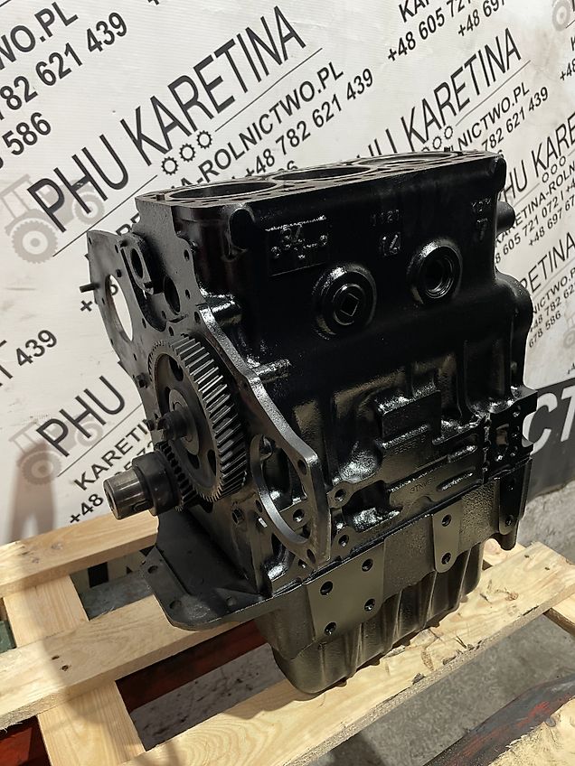 Yanmar 3TNV84 - silnik głowica + blok (Części zamienne)