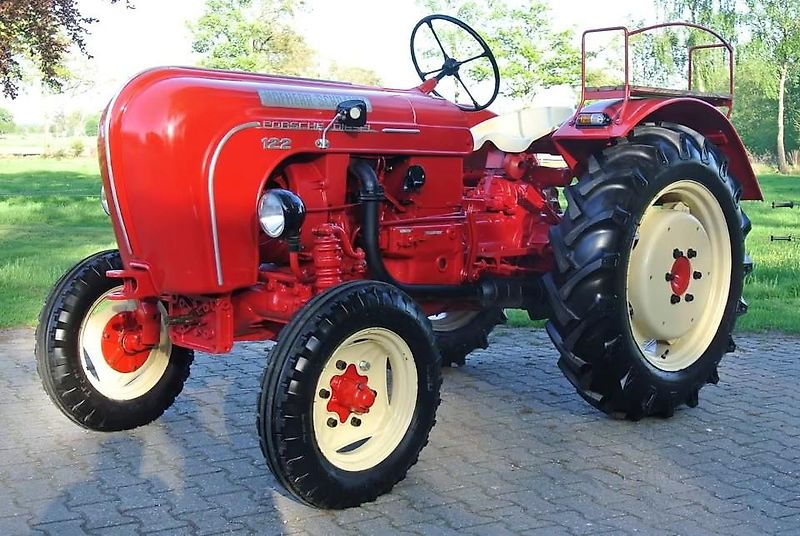 Porsche P122 Hofherr Schrantz