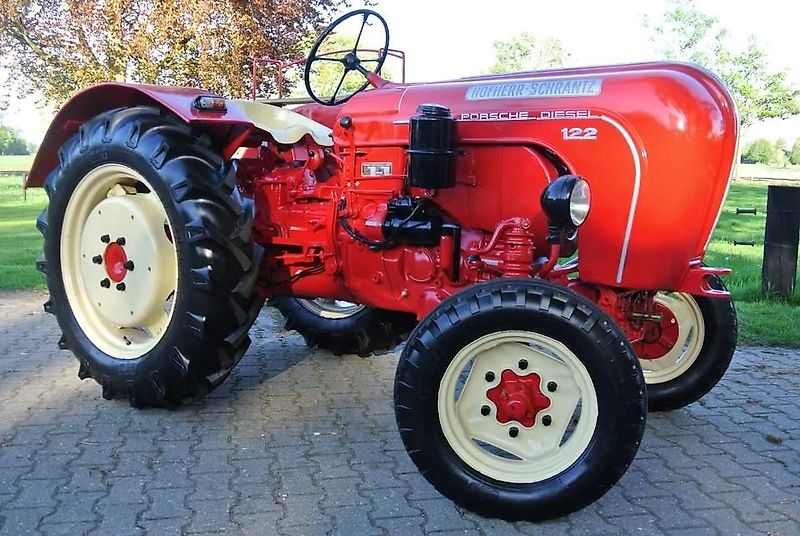 Porsche P122 Hofherr Schrantz