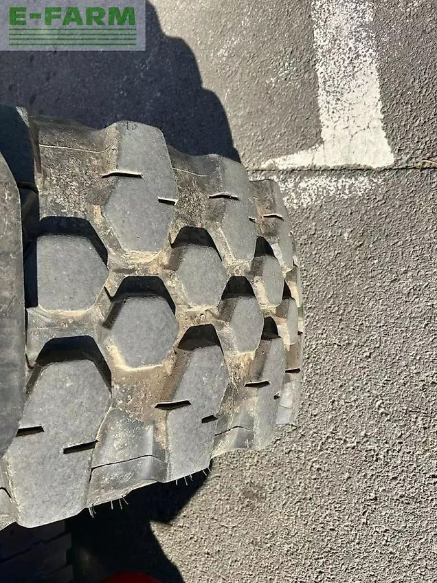 Massey Ferguson th7038