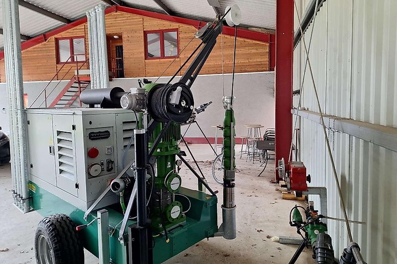 Euromacchine Doppelpumpen Lampo mit Unterwasserpumpe und Druckerhöhungspumpe