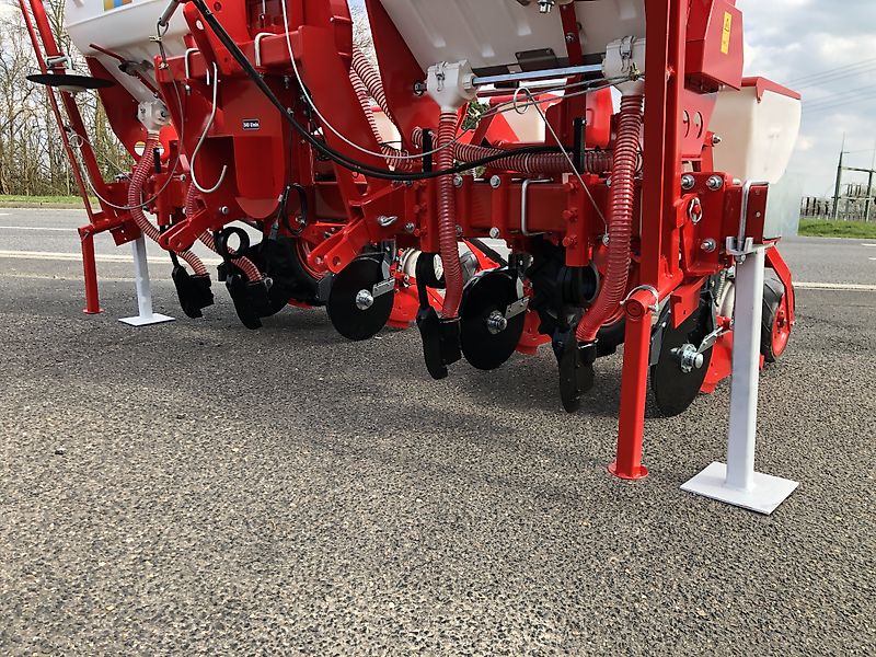 Minos Agri Einzelkornsämaschine T-PNM-4-GS-DY-AG mit el. Überwachung