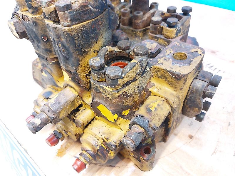 Volvo L120 (Spare part/Reservedel/Ersatzteil)