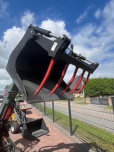 Giant GIANT PLKB-K2 - 1100 Pelikanschaufel GIANT Standartaufnahme