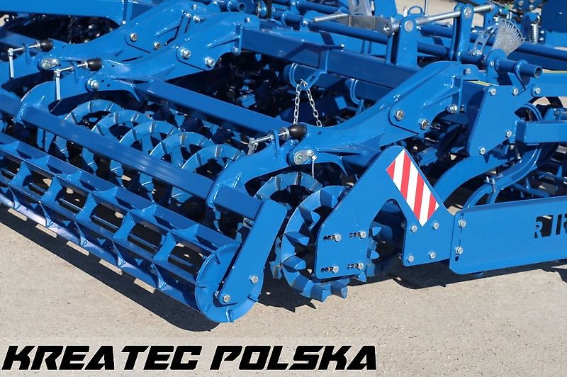 Rolmako Saatbettkombination kompakt / Kompaktgrubber U 684 PRO mit Zinken SU, halb-aufgehängte Version, Breiten von 2,5 m bis 6 m