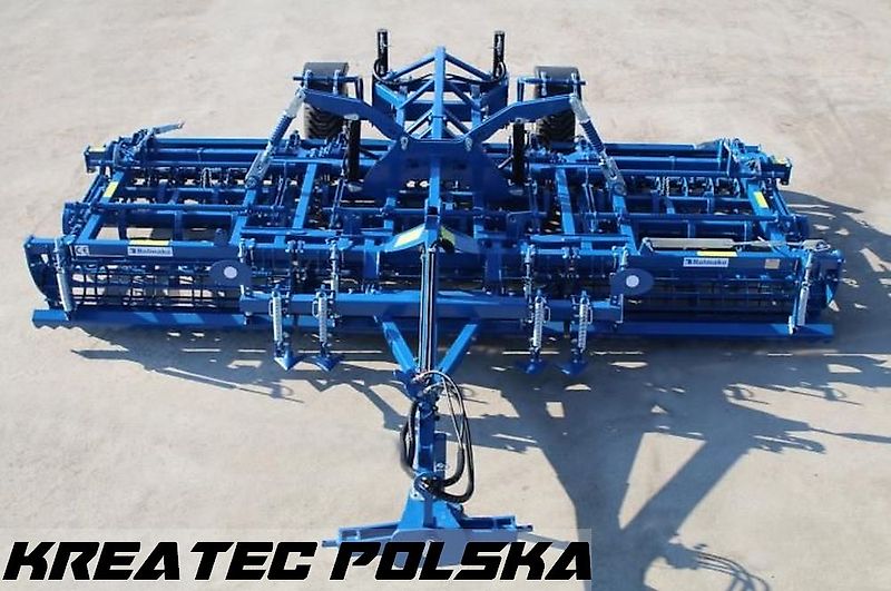 Rolmako Saatbettkombination kompakt / Kompaktgrubber U 684 PRO mit Zinken SU, halb-aufgehängte Version, Breiten von 2,5 m bis 6 m