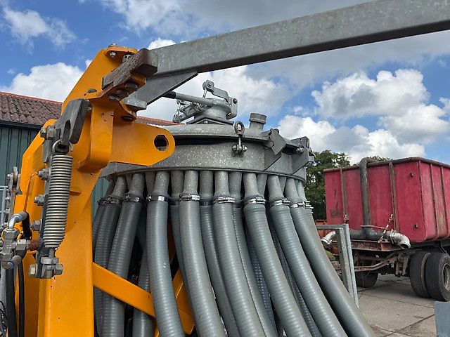 Veenhuis Euroject 3000 8.70 Bemester NETTE MACHINE!