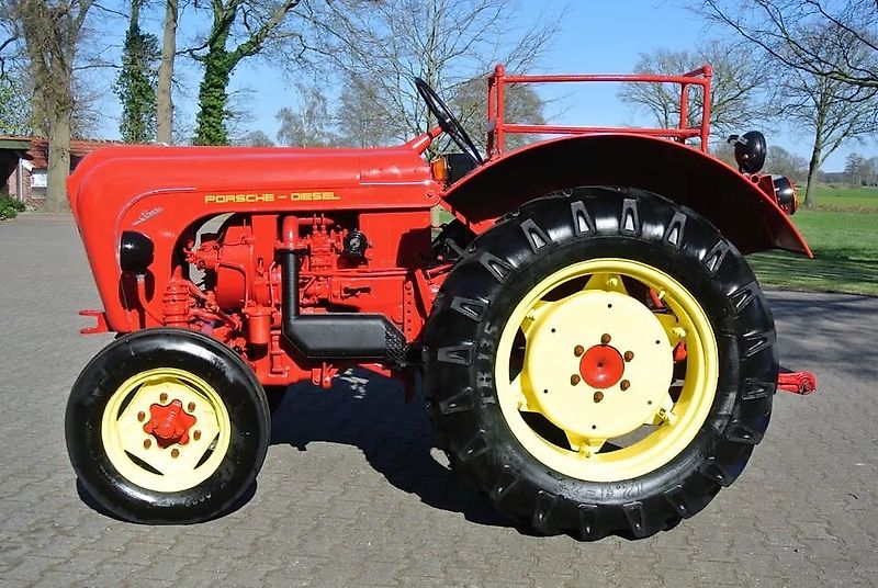 Porsche P122 Standard