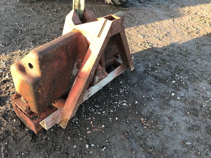 Case 850KG FRONT WEIGHTS