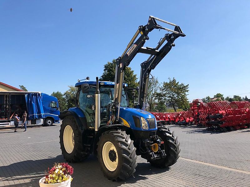 D&D Landtechnika Frontlader für New Holland 6070 / 6030 / 6050