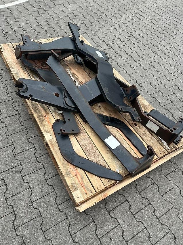 Alö Satz Anbauteile zum CASE IH JX 90-95 bzw. NH TD 5050-5060