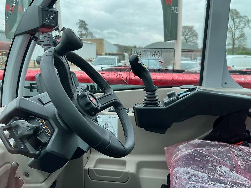 Massey Ferguson TH.8043