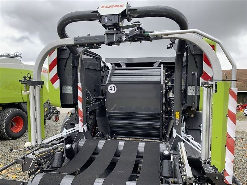 Claas ROLLANT 630 RC UNIWRAP