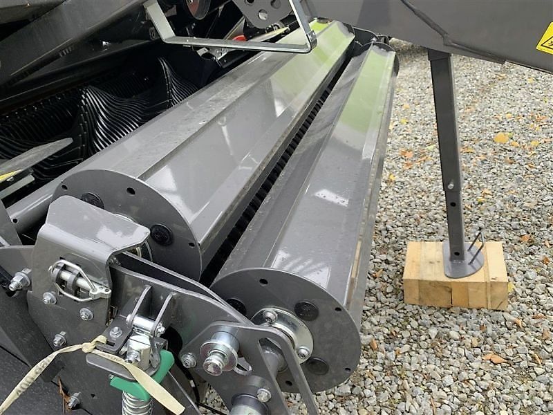 Claas ROLLANT 630 RC UNIWRAP