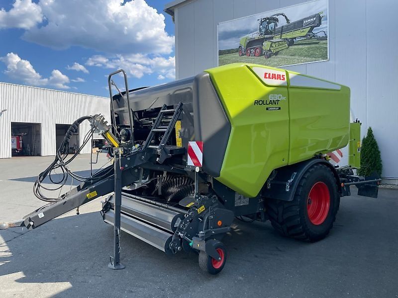 Claas ROLLANT 630 RC UNIWRAP