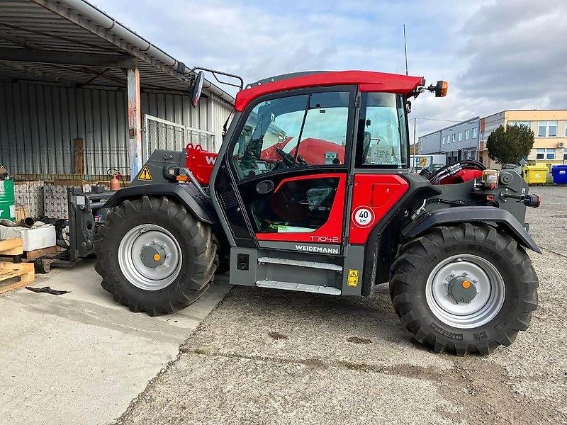 Weidemann T7042