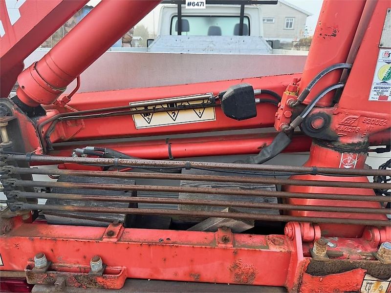 Mercedes-Benz 412D Planbil m/ Bakmontert kran.