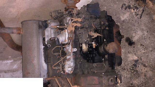 Yanmar 4TNV88 - Głowica (Części zamienne)