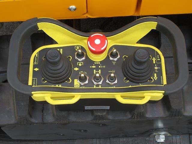 Fermex SCT 410H Raupe