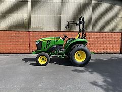 John Deere 4066M